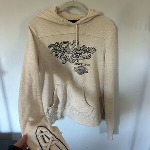 Harley-Davidson Cream Hoodie size medium